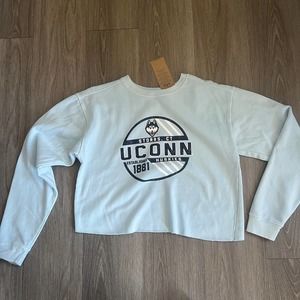 NWOT University of Connecticut UCONN Huskies Cropped Sweatshirt Size M
